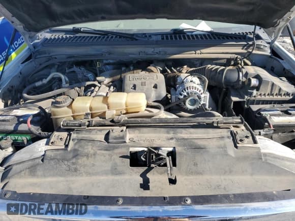 ✅ 2001 Ford F-350 XL • VIN: 1FTWW32F71EB28798 • Лот: 83413344. Опубликован ранее на Copart с пробегом 224 699 миль. Бесплатный доступ к архиву аукционных продаж из США и подробный отчёт об истории автомобиля на DreamBid. Изображение 12.