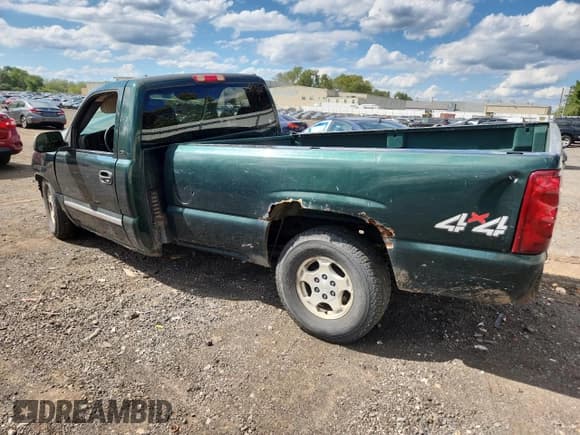 ✅ 2003 Chevrolet Silverado 1500 LS • VIN: 1GCEK14T33Z187969 • Lot: 70116405. Listed on Copart with 135,490 mi. Free auction sales archive from the USA and detailed vehicle history report at DreamBid. Image 2.