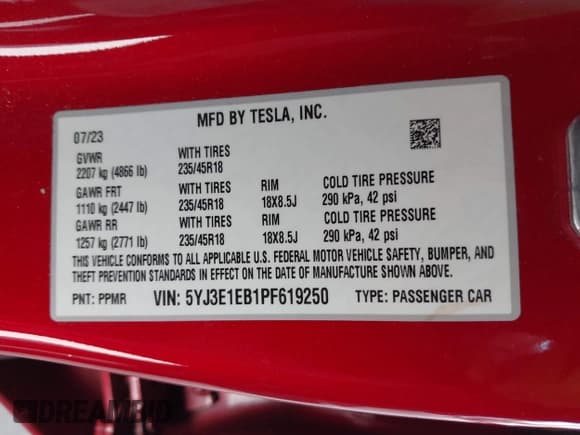 ✅ 2023 Tesla Model 3 Long Range • VIN: 5YJ3E1EB1PF619250 • Lot: 42243070. Wystawiony na IAAI z przebiegiem 17 423 mil. Bezpłatny archiwum sprzedaży aukcyjnych z USA i szczegółowy raport historii pojazdu na DreamBid. Zdjęcie 9.