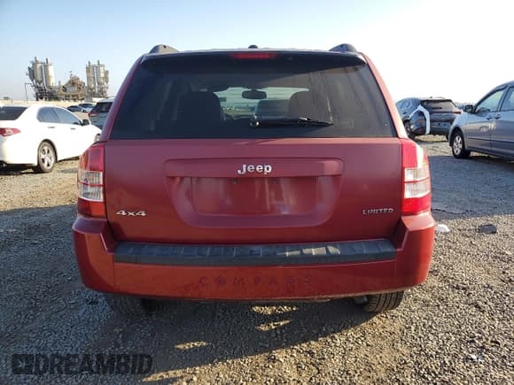 ✅ 2007 Jeep Compass Limited • VIN: 1J8FF57W27D205170 • Лот: 85725475. Опубликован ранее на Copart с пробегом 153 975 миль. Бесплатный доступ к архиву аукционных продаж из США и подробный отчёт об истории автомобиля на DreamBid. Изображение 6.