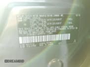 ✅ 2018 Toyota RAV4 XLE • VIN: 2T3RFREV2JW850708 • Лот: 92017895. Опубликован ранее на Copart с пробегом 18 332 миль. Бесплатный доступ к архиву аукционных продаж из США и подробный отчёт об истории автомобиля на DreamBid. Изображение 12.