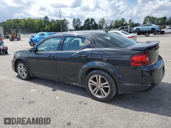 ✅ 2013 Dodge Avenger SXT • VIN: 1C3CDZCB4DN698872 • Лот: 71847094. Опубликован ранее на Copart с пробегом 128 002 миль. Бесплатный доступ к архиву аукционных продаж из США и подробный отчёт об истории автомобиля на DreamBid. Изображение 2.