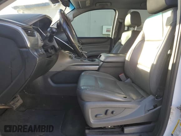 ✅ 2018 Chevrolet Suburban LT • VIN: 1GNSKHKC7JR211323 • Lot: 91936545. Wystawiony na Copart z przebiegiem 365 368 mil. Bezpłatny archiwum sprzedaży aukcyjnych z USA i szczegółowy raport historii pojazdu na DreamBid. Zdjęcie 7.