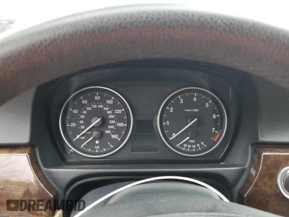 ✅ 2010 BMW 3 Series 328i • VIN: WBAPH7G51ANM50811 • Lot: 85554935. Listed on Copart with Not provided. Free auction sales archive from the USA and detailed vehicle history report at DreamBid. Image 9.