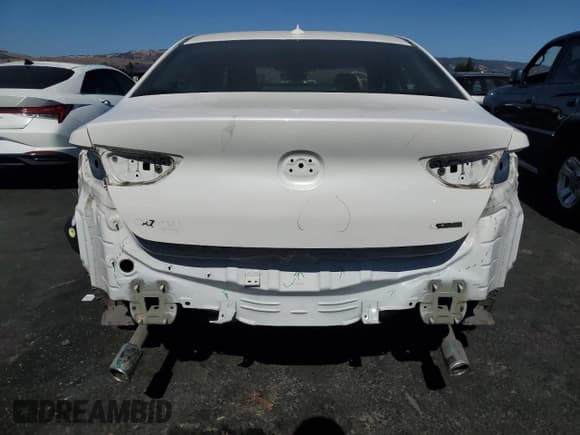 ✅ 2020 Mazda 3 Preferred • VIN: 3MZBPBDM0LM123423 • Lot: 69234955. Wystawiony na Copart z przebiegiem 33 416 mil. Bezpłatny archiwum sprzedaży aukcyjnych z USA i szczegółowy raport historii pojazdu na DreamBid. Zdjęcie 6.