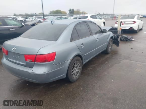 ✅ 2010 Hyundai Sonata GLS • VIN: 5NPET4ACXAH647927 • Lot: 43509394. Listed on IAAI with 136,744 mi. Free auction sales archive from the USA and detailed vehicle history report at DreamBid. Image 4.
