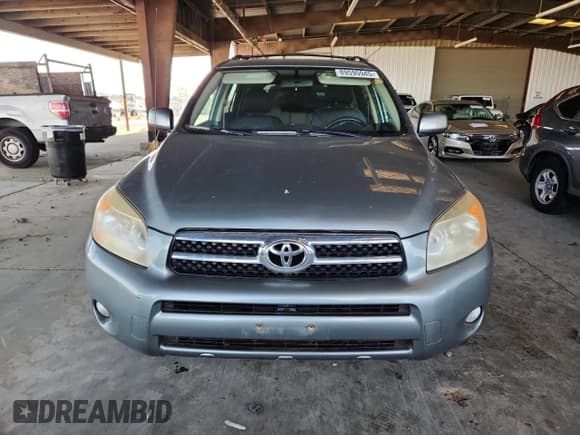 ✅ 2008 Toyota RAV4 Limited • VIN: JTMZD34V685100654 • Lot: 89595945. Listed on Copart with 189,097 mi. Free auction sales archive from the USA and detailed vehicle history report at DreamBid. Image 5.