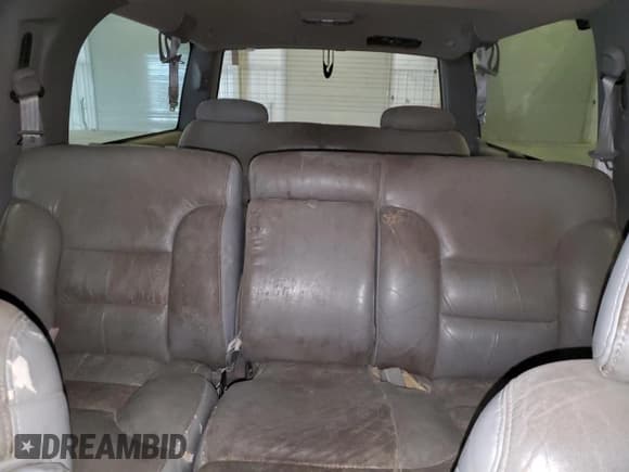 ✅ 1997 Chevrolet Suburban • VIN: 1GNFK16R6VJ338463 • Lot: 89440585. Listed on Copart with 217,694 mi. Free auction sales archive from the USA and detailed vehicle history report at DreamBid. Image 10.
