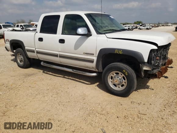 ✅ 2001 Chevrolet Silverado 2500HD LS • VIN: 1GCHK23U11F121495 • Лот: 44270243. Опубликован ранее на Copart с пробегом 218 961 миль. Бесплатный доступ к архиву аукционных продаж из США и подробный отчёт об истории автомобиля на DreamBid. Изображение 4.