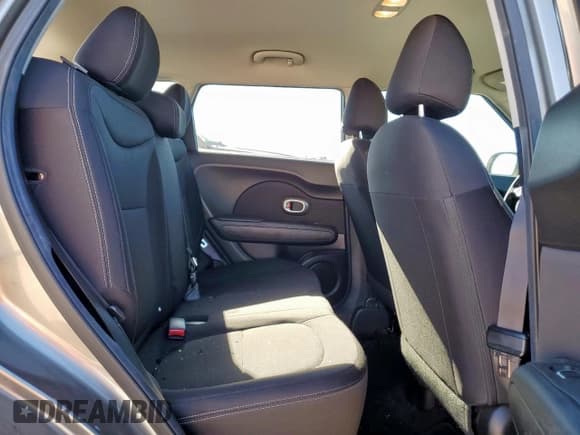 ✅ 2017 Kia Soul • VIN: KNDJN2A25H7490603 • Lot: 90850335. Wystawiony na Copart z przebiegiem 65 772 mil. Bezpłatny archiwum sprzedaży aukcyjnych z USA i szczegółowy raport historii pojazdu na DreamBid. Zdjęcie 11.