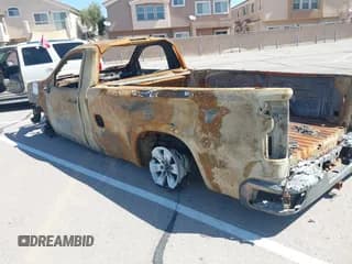 ✅ 2021 Chevrolet Silverado 1500 RST • VIN: 1GCUYEEL4MZ214338 • Lot: 39752554. Wystawiony na IAAI z przebiegiem Nie podano. Bezpłatny archiwum sprzedaży aukcyjnych z USA i szczegółowy raport historii pojazdu na DreamBid. Zdjęcie 3.