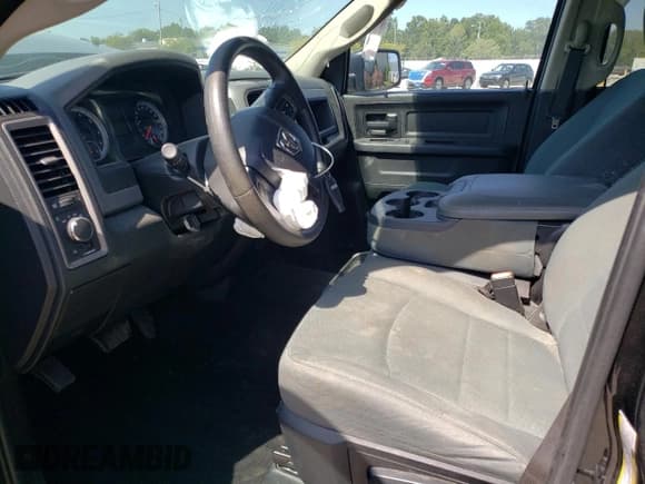 ✅ 2015 Ram 1500 Express • VIN: 3C6RR7KTXFG609539 • Lot: 70859205. Wystawiony na Copart z przebiegiem 206 671 mil. Bezpłatny archiwum sprzedaży aukcyjnych z USA i szczegółowy raport historii pojazdu na DreamBid. Zdjęcie 7.