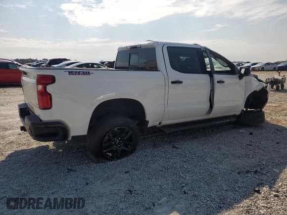 ✅ 2024 Chevrolet Silverado 1500 LT Trail Boss • VIN: 3GCUDFED7RG138647 • Lot: 80663705. Listed on Copart with 29,342 mi. Free auction sales archive from the USA and detailed vehicle history report at DreamBid. Image 3.