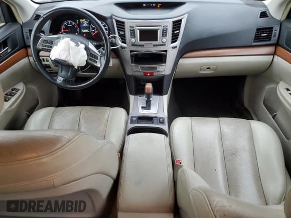 ✅ 2013 Subaru Outback Limited • VIN: 4S4BRCKC0D3218396 • Lot: 86461695. Wystawiony na Copart z przebiegiem 159 121 mil. Bezpłatny archiwum sprzedaży aukcyjnych z USA i szczegółowy raport historii pojazdu na DreamBid. Zdjęcie 8.