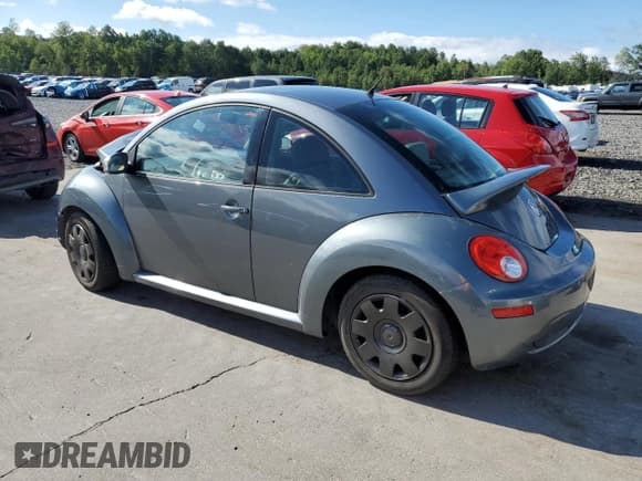 ✅ 2007 Volkswagen Beetle • VIN: 3VWEW31C77M522000 • Лот: 70344285. Опубликован ранее на Copart с пробегом Не указан. Бесплатный доступ к архиву аукционных продаж из США и подробный отчёт об истории автомобиля на DreamBid. Изображение 2.