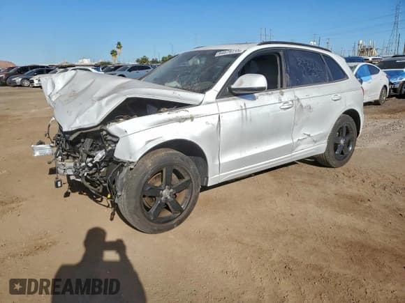 ✅ 2009 Audi Q5 Premium • VIN: WA1KK78R69A015764 • Лот: 94679715. Опубликован ранее на Copart с пробегом Не указан. Бесплатный доступ к архиву аукционных продаж из США и подробный отчёт об истории автомобиля на DreamBid. Изображение 1.