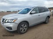 ✅ 2019 Nissan Pathfinder S • VIN: 5N1DR2MM3KC647389 • Лот: 70249435. Опубликован ранее на Copart с пробегом 88 064 миль. Бесплатный доступ к архиву аукционных продаж из США и подробный отчёт об истории автомобиля на DreamBid. Изображение 1.