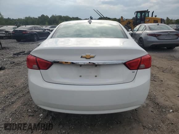 ✅ 2017 Chevrolet Impala LT • VIN: 2G1105SA1H9167646 • Lot: 71359714. Wystawiony na Copart z przebiegiem 138 170 mil. Bezpłatny archiwum sprzedaży aukcyjnych z USA i szczegółowy raport historii pojazdu na DreamBid. Zdjęcie 6.