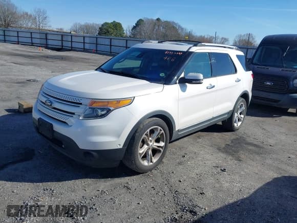✅ 2015 Ford Explorer Limited • VIN: 1FM5K8F85FGA59939 • Lot: 41547997. Wystawiony na IAAI z przebiegiem 174 066 mil. Bezpłatny archiwum sprzedaży aukcyjnych z USA i szczegółowy raport historii pojazdu na DreamBid. Zdjęcie 18.