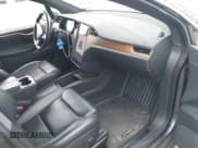 ✅ 2020 Tesla Model X Long Range • VIN: 5YJXCAE22LF270388 • Lot: 43600796. Wystawiony na IAAI z przebiegiem 52 353 mil. Bezpłatny archiwum sprzedaży aukcyjnych z USA i szczegółowy raport historii pojazdu na DreamBid. Zdjęcie 5.