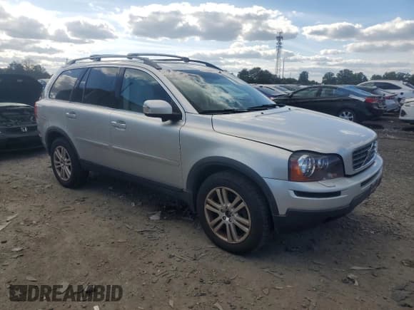 ✅ 2010 Volvo XC90 I6 • VIN: YV4982CZ0A1538194 • Lot: 84929715. Listed on Copart with 199,651 mi. Free auction sales archive from the USA and detailed vehicle history report at DreamBid. Image 4.