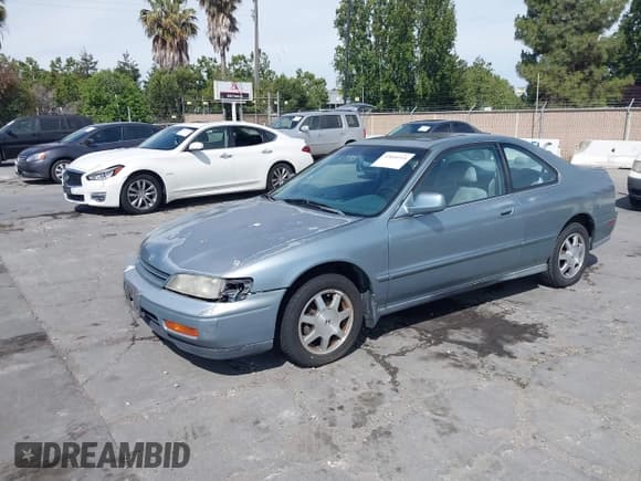 ✅ 1995 Honda Accord EX • VIN: 1HGCD7252SA010787 • Лот: 42666514. Опубликован ранее на IAAI с пробегом 272 718 миль. Бесплатный доступ к архиву аукционных продаж из США и подробный отчёт об истории автомобиля на DreamBid. Изображение 2.
