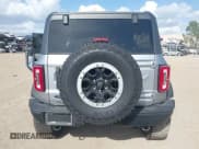 ✅ 2023 Ford Bronco • VIN: 1FMEE5DP1PLB89368 • Lot: 41957069. Wystawiony na IAAI z przebiegiem 14 387 mil. Bezpłatny archiwum sprzedaży aukcyjnych z USA i szczegółowy raport historii pojazdu na DreamBid. Zdjęcie 16.