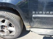 ✅ 2011 Chevrolet Suburban LTZ • VIN: 1GNSKKE3XBR233634 • Лот: 43359509. Опубликован ранее на IAAI с пробегом 240 336 миль. Бесплатный доступ к архиву аукционных продаж из США и подробный отчёт об истории автомобиля на DreamBid. Изображение 20.