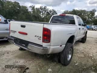 2003 Dodge 3500 ST z VIN 3D7MU48C53G814565, wystawiony jako Copart lot #60309314 z przebiegiem 282 343 mil mil oraz Nie do naprawy • Non repairable. Historia ofert i sprzedaży dostępna na DreamBid. Obrazek 3.