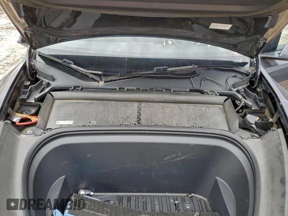 ✅ 2024 Tesla Model Y Performance • VIN: 7SAYGDEF1RF029818 • Lot: 95717335. Wystawiony na Copart z przebiegiem 27 776 mil. Bezpłatny archiwum sprzedaży aukcyjnych z USA i szczegółowy raport historii pojazdu na DreamBid. Zdjęcie 12.