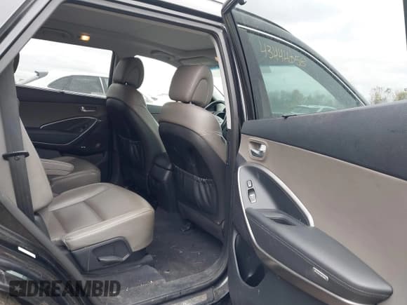 ✅ 2015 Hyundai Santa Fe Limited • VIN: KM8SRDHF2FU123519 • Лот: 43444058. Опубликован ранее на IAAI с пробегом 135 144 миль. Бесплатный доступ к архиву аукционных продаж из США и подробный отчёт об истории автомобиля на DreamBid. Изображение 8.