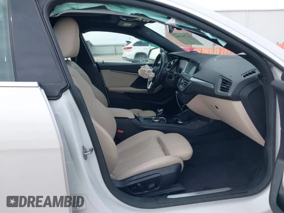 ✅ 2022 BMW 2 Series 228i • VIN: WBA53AK04N7K12122 • Lot: 41794766. Wystawiony na IAAI z przebiegiem 61 518 mil. Bezpłatny archiwum sprzedaży aukcyjnych z USA i szczegółowy raport historii pojazdu na DreamBid. Zdjęcie 5.