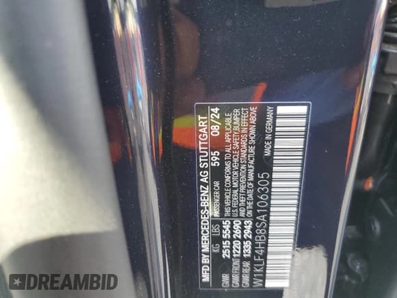 ✅ 2025 Mercedes-Benz E 350 • VIN: W1KLF4HB8SA106305 • Lot: 59303605. Listed on Copart with 4,707 mi. Free auction sales archive from the USA and detailed vehicle history report at DreamBid. Image 12.