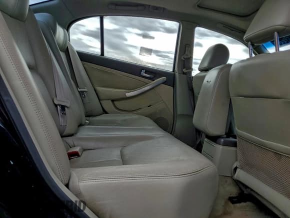 ✅ 2003 Infiniti G35 • VIN: JNKCV51E83M005738 • Lot: 94693225. Listed on Copart with 233,073 mi. Free auction sales archive from the USA and detailed vehicle history report at DreamBid. Image 10.