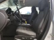 ✅ 2017 Chevrolet Traverse LT • VIN: 1GNKVGKD0HJ212879 • Lot: 66237454. Wystawiony na Copart z przebiegiem 162 839 mil. Bezpłatny archiwum sprzedaży aukcyjnych z USA i szczegółowy raport historii pojazdu na DreamBid. Zdjęcie 7.