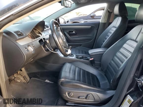 ✅ 2011 Volkswagen CC Sport • VIN: WVWNP7AN3BE721777 • Lot: 85341714. Listed on Copart with 128,804 mi. Free auction sales archive from the USA and detailed vehicle history report at DreamBid. Image 7.