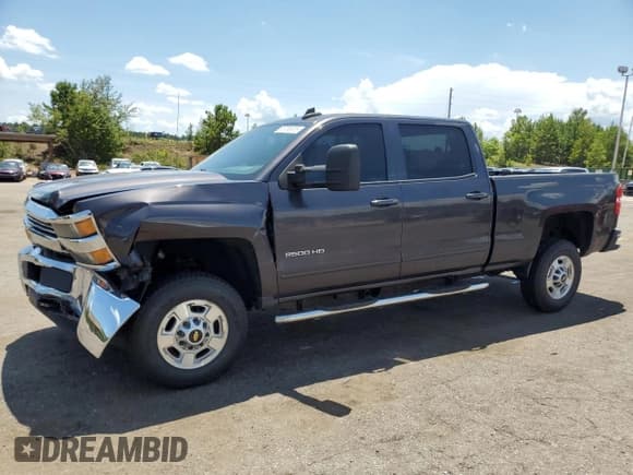 ✅ 2015 Chevrolet Silverado 2500HD LT • VIN: 1GC1CVEG6FF576146 • Lot: 65786915. Wystawiony na Copart z przebiegiem 157 530 mil. Bezpłatny archiwum sprzedaży aukcyjnych z USA i szczegółowy raport historii pojazdu na DreamBid. Zdjęcie 1.