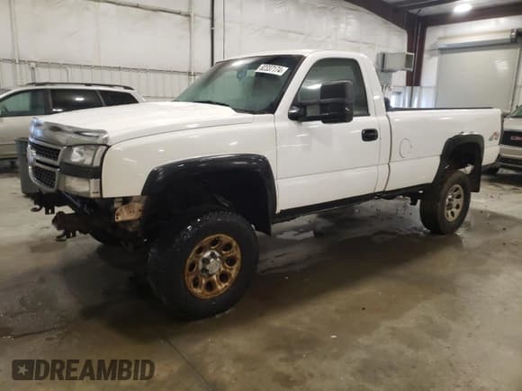 ✅ 2006 Chevrolet Silverado 1500 LT1 • VIN: 1GCEK14T46Z115277 • Лот: 46821505. Опубликован ранее на Copart с пробегом 281 145 миль. Бесплатный доступ к архиву аукционных продаж из США и подробный отчёт об истории автомобиля на DreamBid. Изображение 1.