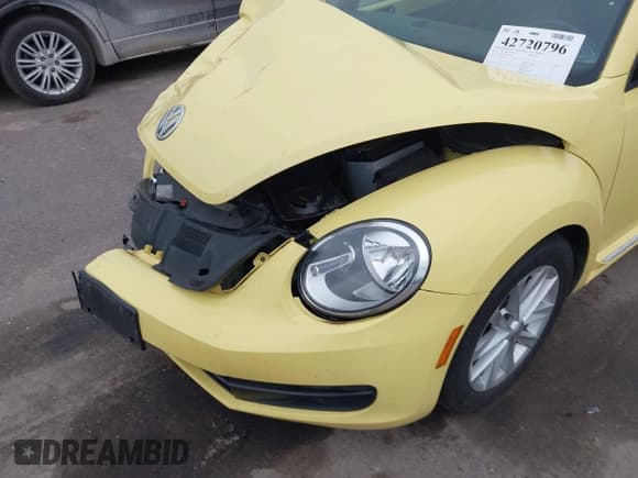 ✅ 2013 Volkswagen Beetle 2.5L • VIN: 3VWJP7AT6DM676776 • Lot: 42720796. Listed on IAAI with 115,087 mi. Free auction sales archive from the USA and detailed vehicle history report at DreamBid. Image 6.