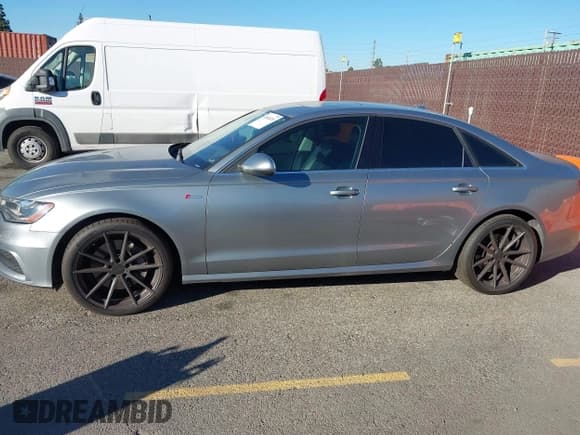 ✅ 2013 Audi A6 Prestige • VIN: WAUHGAFC9DN066459 • Lot: 43868201. Listed on IAAI with 148,322 mi. Free auction sales archive from the USA and detailed vehicle history report at DreamBid. Image 14.