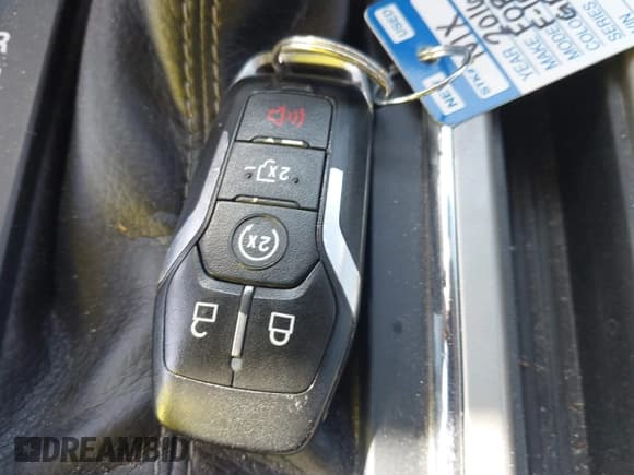 ✅ 2016 Ford F-150 XLT • VIN: 1FTEW1EF1GFB76294 • Лот: 43254741. Опубликован ранее на IAAI с пробегом 189 536 миль. Бесплатный доступ к архиву аукционных продаж из США и подробный отчёт об истории автомобиля на DreamBid. Изображение 11.