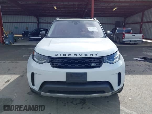 ✅ 2017 Land Rover Discovery HSE Luxury • VIN: SALRHBBV6HA041512 • Lot: 43731168. Listed on IAAI with 98,507 mi. Free auction sales archive from the USA and detailed vehicle history report at DreamBid. Image 12.