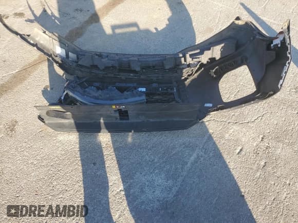 ✅ 2020 Hyundai Palisade Limited • VIN: KM8R54HE2LU124926 • Lot: 83827475. Listed on Copart with 126,576 mi. Free auction sales archive from the USA and detailed vehicle history report at DreamBid. Image 13.