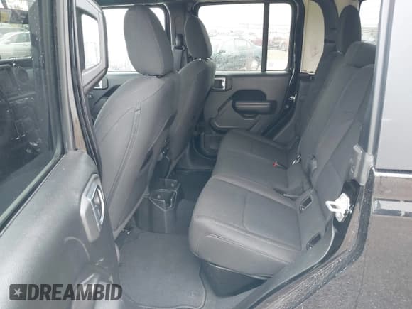 ✅ 2023 Jeep Gladiator Sport S • VIN: 1C6HJTAG8PL522548 • Лот: 42278010. Опубликован ранее на IAAI с пробегом 58 491 миль. Бесплатный доступ к архиву аукционных продаж из США и подробный отчёт об истории автомобиля на DreamBid. Изображение 8.