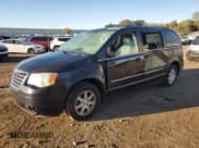 ✅ 2010 Chrysler Town & Country Touring Plus • VIN: 2A4RR8DX1AR442127 • Lot: 82341335. Wystawiony na Copart z przebiegiem 225 482 mil. Bezpłatny archiwum sprzedaży aukcyjnych z USA i szczegółowy raport historii pojazdu na DreamBid. Zdjęcie 1.