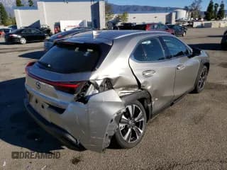 ✅ 2020 Lexus UX 250h • VIN: JTHP9JBH4L2021390 • Lot: 40496333. Listed on Copart with 20,694 mi. Free auction sales archive from the USA and detailed vehicle history report at DreamBid. Image 3.