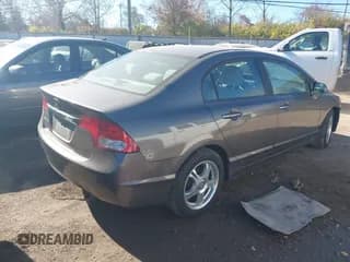 ✅ 2011 Honda Civic LX • VIN: 19XFA1F52BE035066 • Лот: 43707802. Опубликован ранее на IAAI с пробегом 124 578 миль. Бесплатный доступ к архиву аукционных продаж из США и подробный отчёт об истории автомобиля на DreamBid. Изображение 4.