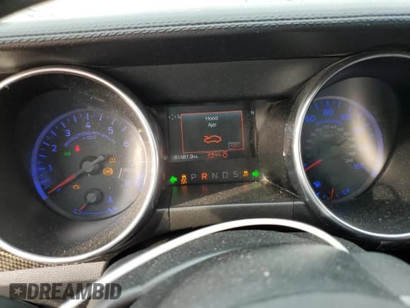 ✅ 2018 Ford Mustang GT • VIN: 1FA6P8CF3J5124908 • Lot: 92511125. Wystawiony na Copart z przebiegiem 81 481 mil. Bezpłatny archiwum sprzedaży aukcyjnych z USA i szczegółowy raport historii pojazdu na DreamBid. Zdjęcie 9.