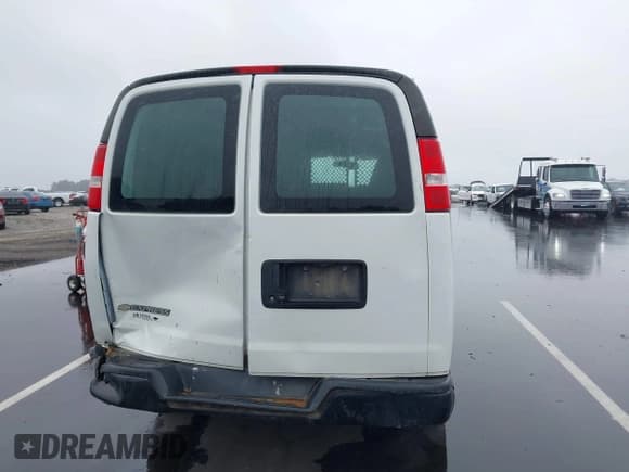 ✅ 2021 Chevrolet Express Cargo • VIN: 1GCWGAFP2M1183448 • Лот: 43152697. Опубликован ранее на IAAI с пробегом 111 878 миль. Бесплатный доступ к архиву аукционных продаж из США и подробный отчёт об истории автомобиля на DreamBid. Изображение 16.