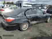 2009 Hyundai Genesis z VIN KMHGC46E59U025719, wystawiony jako Copart lot #78093124 z przebiegiem 145 837 mil mil oraz Czysty tytuł • Clean title. Historia ofert i sprzedaży dostępna na DreamBid. Obrazek 3.